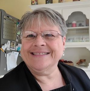 Meet your Posher, Cheryl